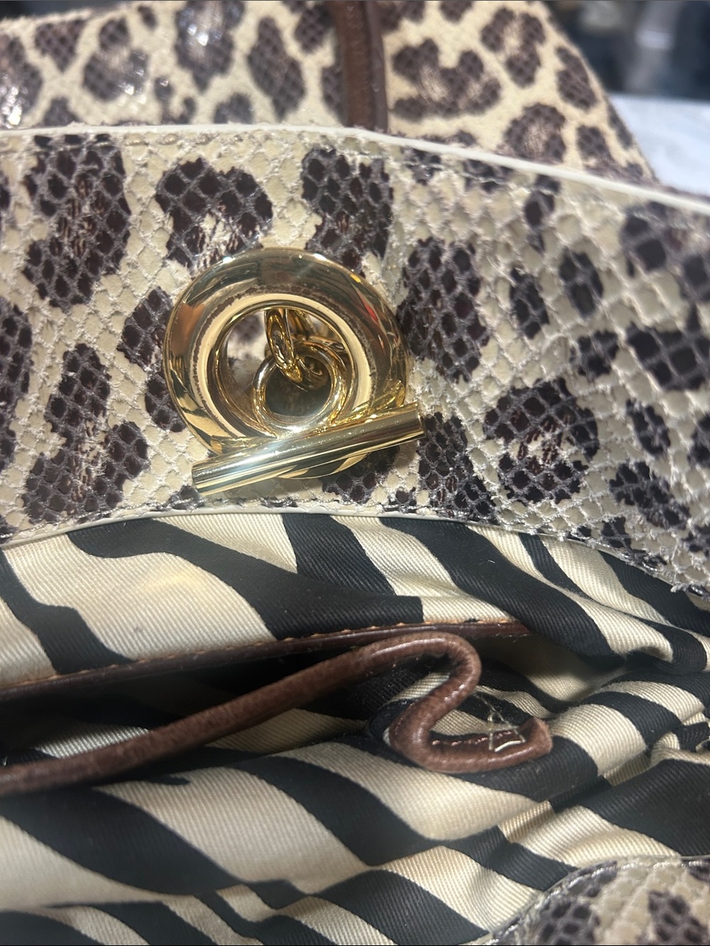 Cynthia Rowley Leopard-Print Tote Bag - Brown/Beige - Picture 12 of 12
